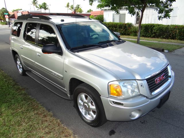 GMC Envoy XL 2005 photo 3