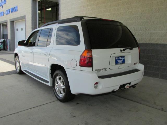 GMC Envoy XL EX Sedan 4D SUV