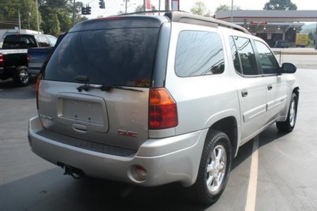 GMC Envoy XL 2005 photo 1