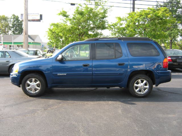 GMC Envoy XL 2005 photo 4