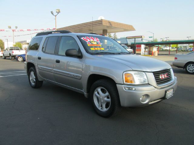 GMC Envoy XL 2005 photo 3