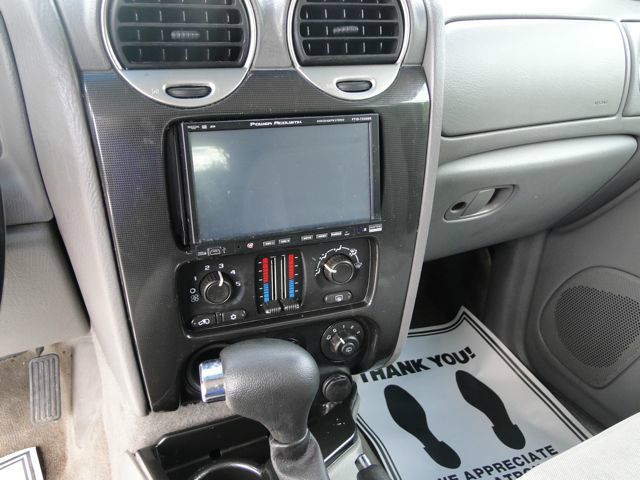 GMC Envoy XL LS 2500hd CREW CAB 4X4 Diesel SUV