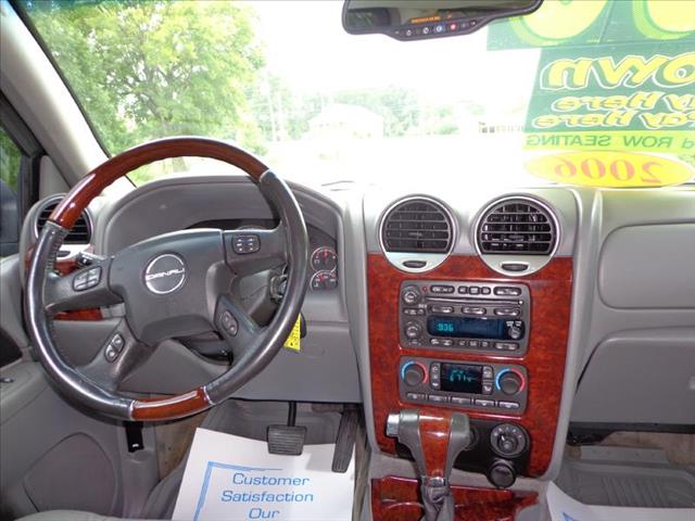 GMC Envoy XL 2006 photo 2