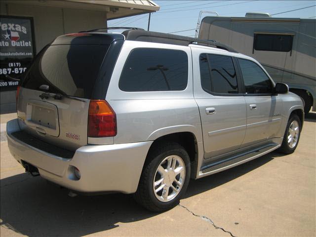 GMC Envoy XL 2006 photo 3