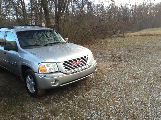 GMC Envoy XL 2006 photo 1