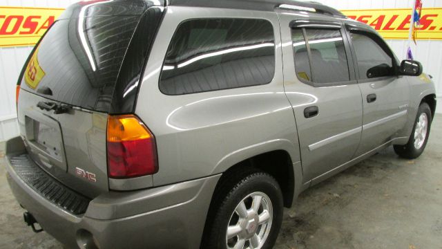 GMC Envoy XL 2006 photo 3