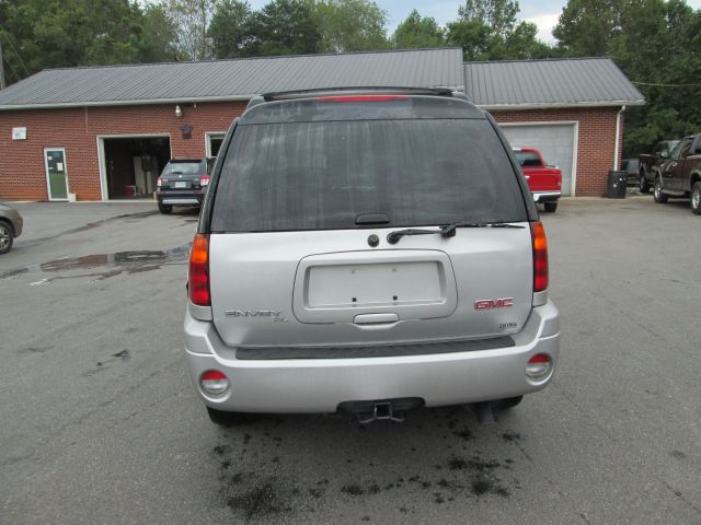 GMC Envoy XL 2006 photo 1