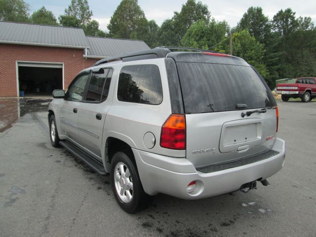 GMC Envoy XL 2006 photo 4