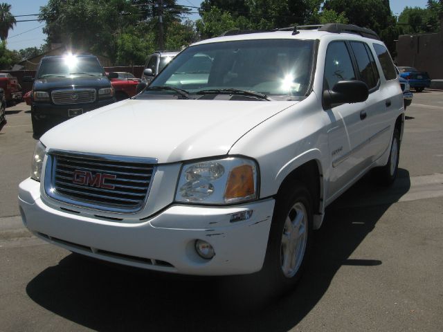 GMC Envoy XL 2006 photo 1