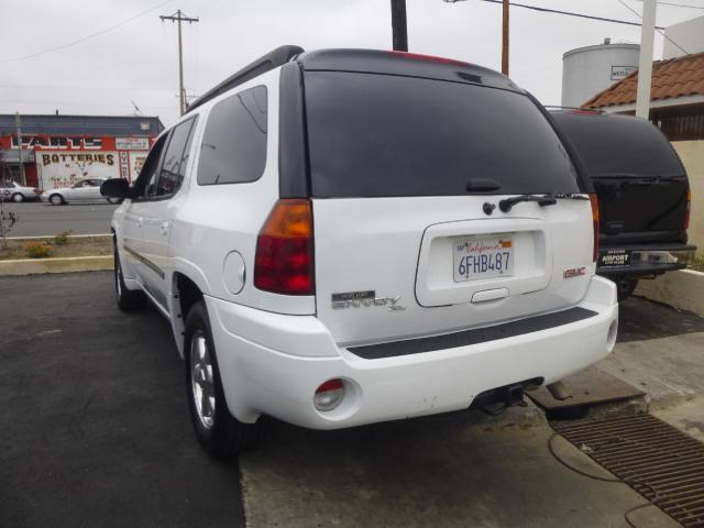 GMC Envoy XL 2006 photo 1