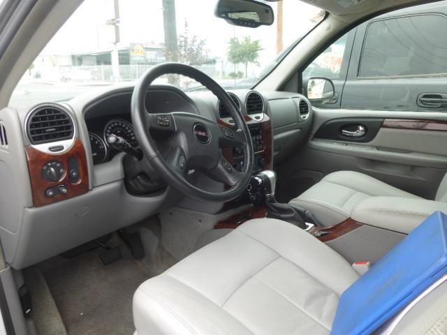 GMC Envoy XL 2006 photo 6