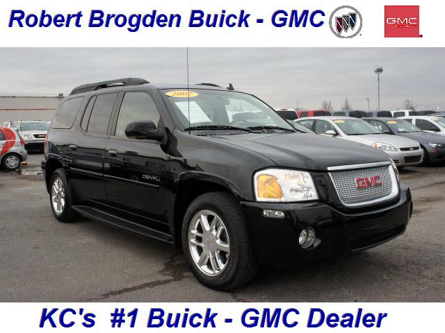 GMC Envoy XL EX Sedan 4D Sport Utility