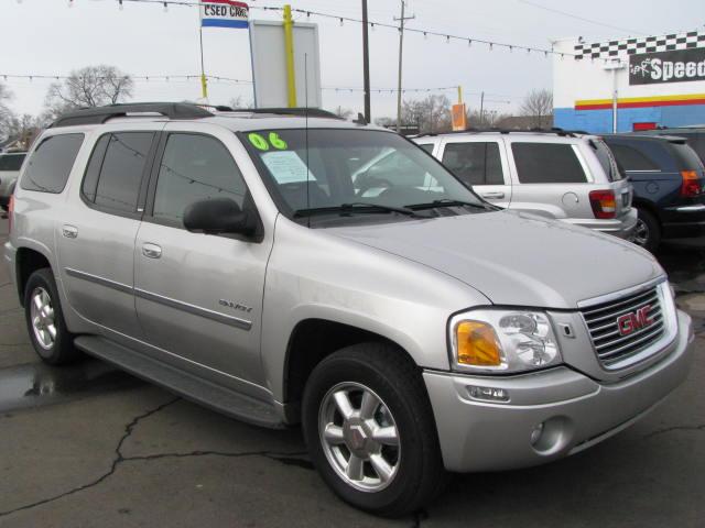 GMC Envoy XL LTD LME Sport Utility