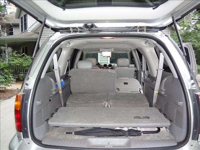GMC Envoy XL 2006 photo 4