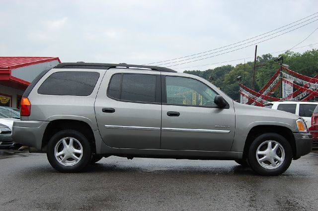 GMC Envoy XL 2006 photo 4