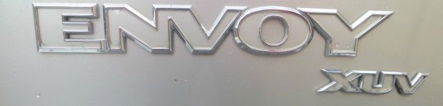 GMC Envoy XUV 2004 photo 1