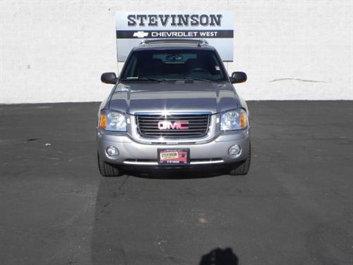 GMC Envoy XUV 2004 photo 1