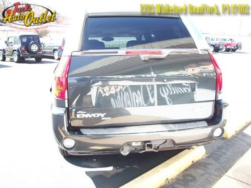 GMC Envoy XUV 2004 photo 5