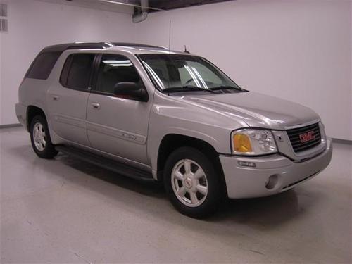 GMC Envoy XUV 2004 photo 1