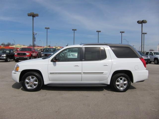 GMC Envoy XUV SLT Sport Utility