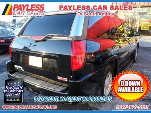 GMC Envoy XUV 2004 photo 3