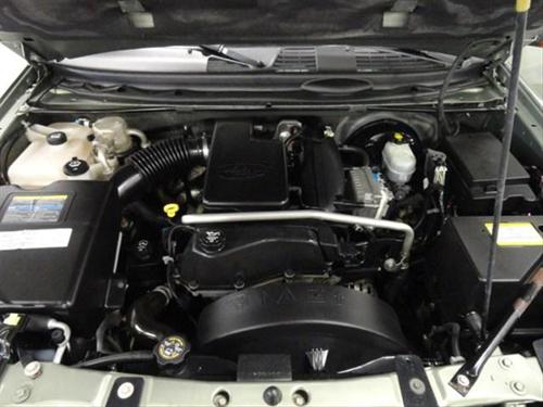 GMC Envoy XUV 2004 photo 1