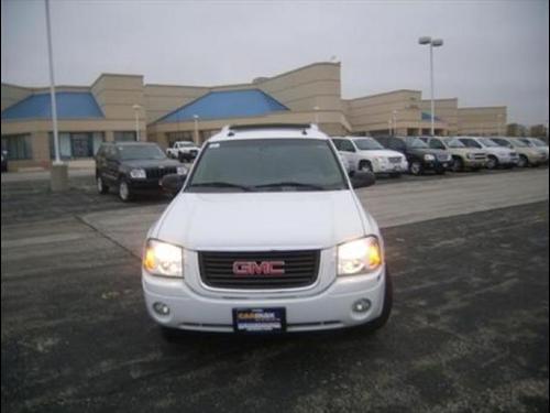 GMC Envoy XUV 2004 photo 1
