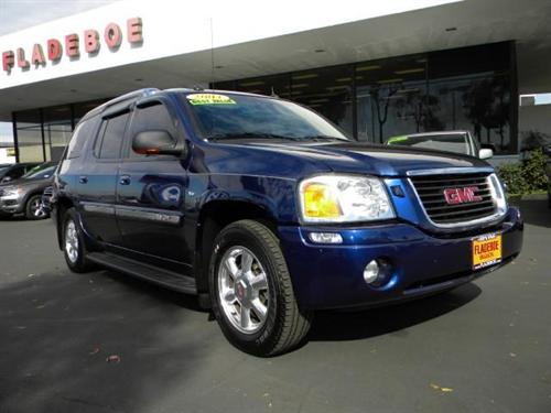 GMC Envoy XUV 2004 photo 2