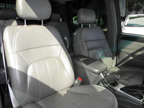 GMC Envoy XUV 2004 photo 4