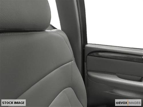 GMC Envoy XUV 2004 photo 1