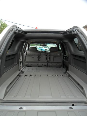 GMC Envoy XUV 2004 photo 1