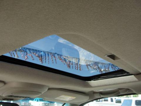 GMC Envoy XUV 2004 photo 1