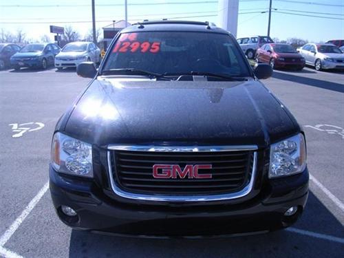 GMC Envoy XUV 2004 photo 5