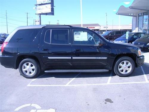 GMC Envoy XUV 2004 photo 1