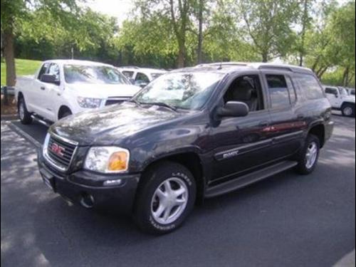 GMC Envoy XUV 2004 photo 5