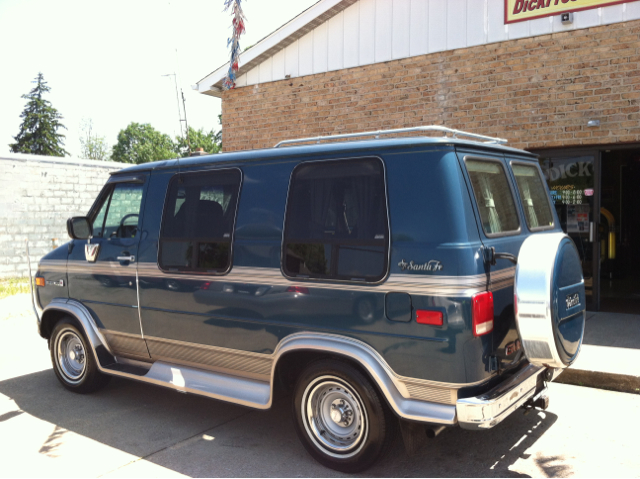 GMC G2500 Rally 1993 photo 2
