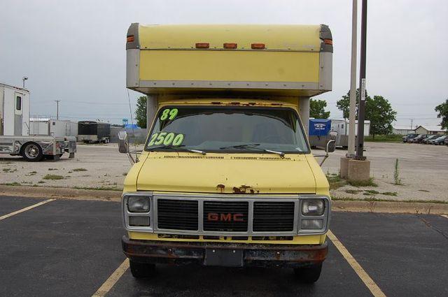 GMC G3500 Vandura 1989 photo 3