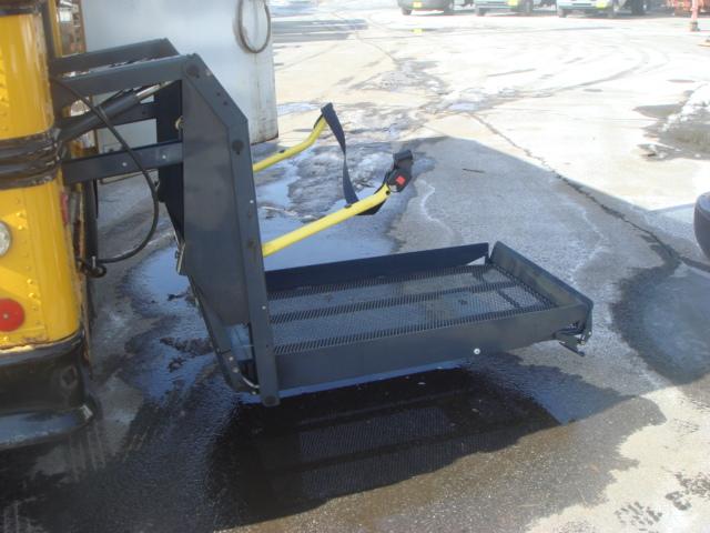 GMC G3500 Vandura 1995 photo 3