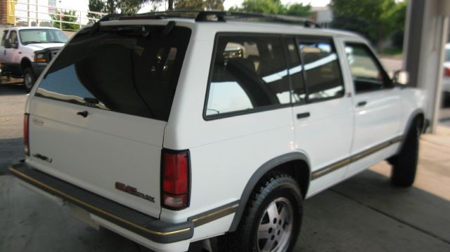 GMC Jimmy 1994 photo 1