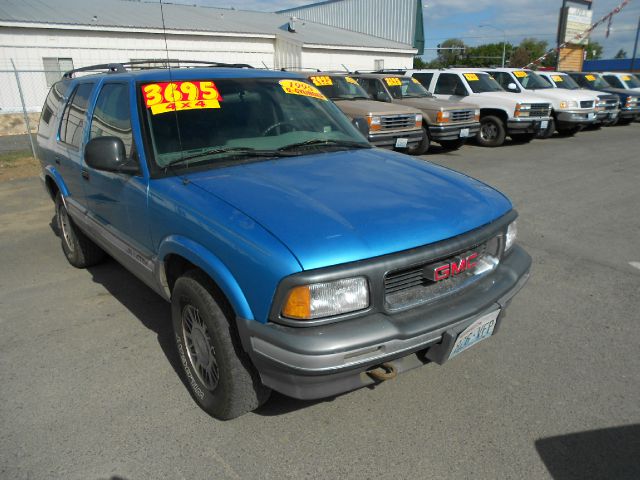 GMC Jimmy 1500 SLT 4X4 SUV