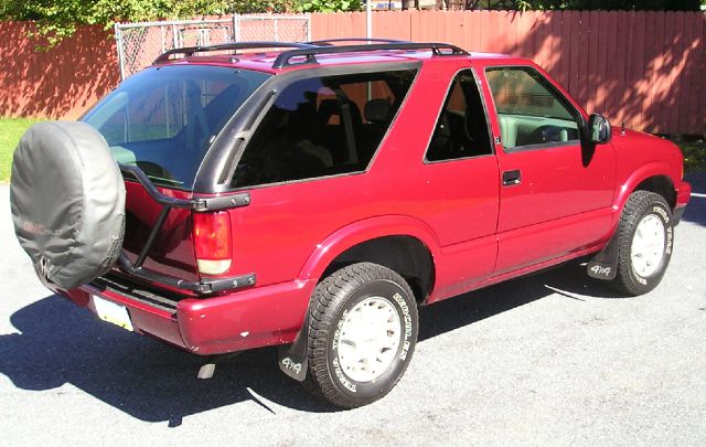GMC Jimmy EX Manual 2WD SUV