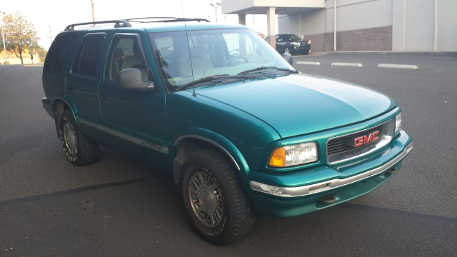 GMC Jimmy 1995 photo 2
