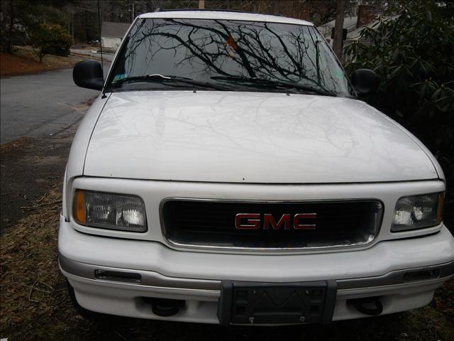 GMC Jimmy 1997 photo 2