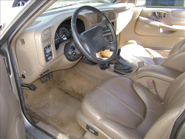 GMC Jimmy 1998 photo 2