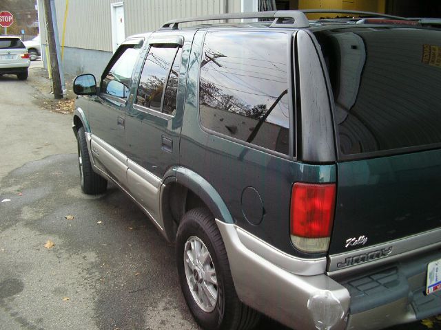 GMC Jimmy 1998 photo 1