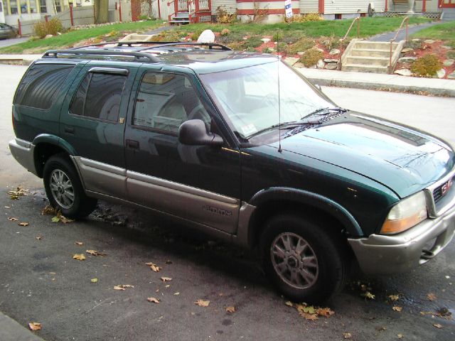 GMC Jimmy 1998 photo 3