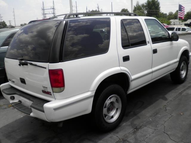 GMC Jimmy 1998 photo 1