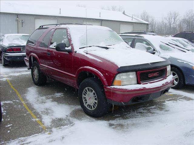 GMC Jimmy 1998 photo 1