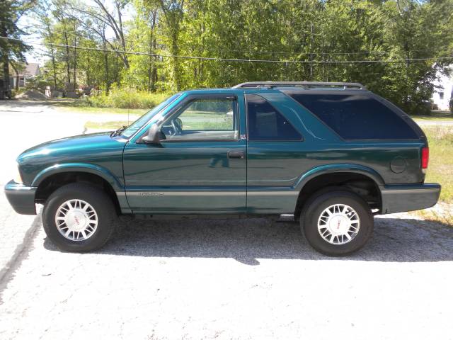 GMC Jimmy 1998 photo 1