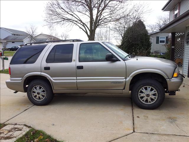 GMC Jimmy 1998 photo 1